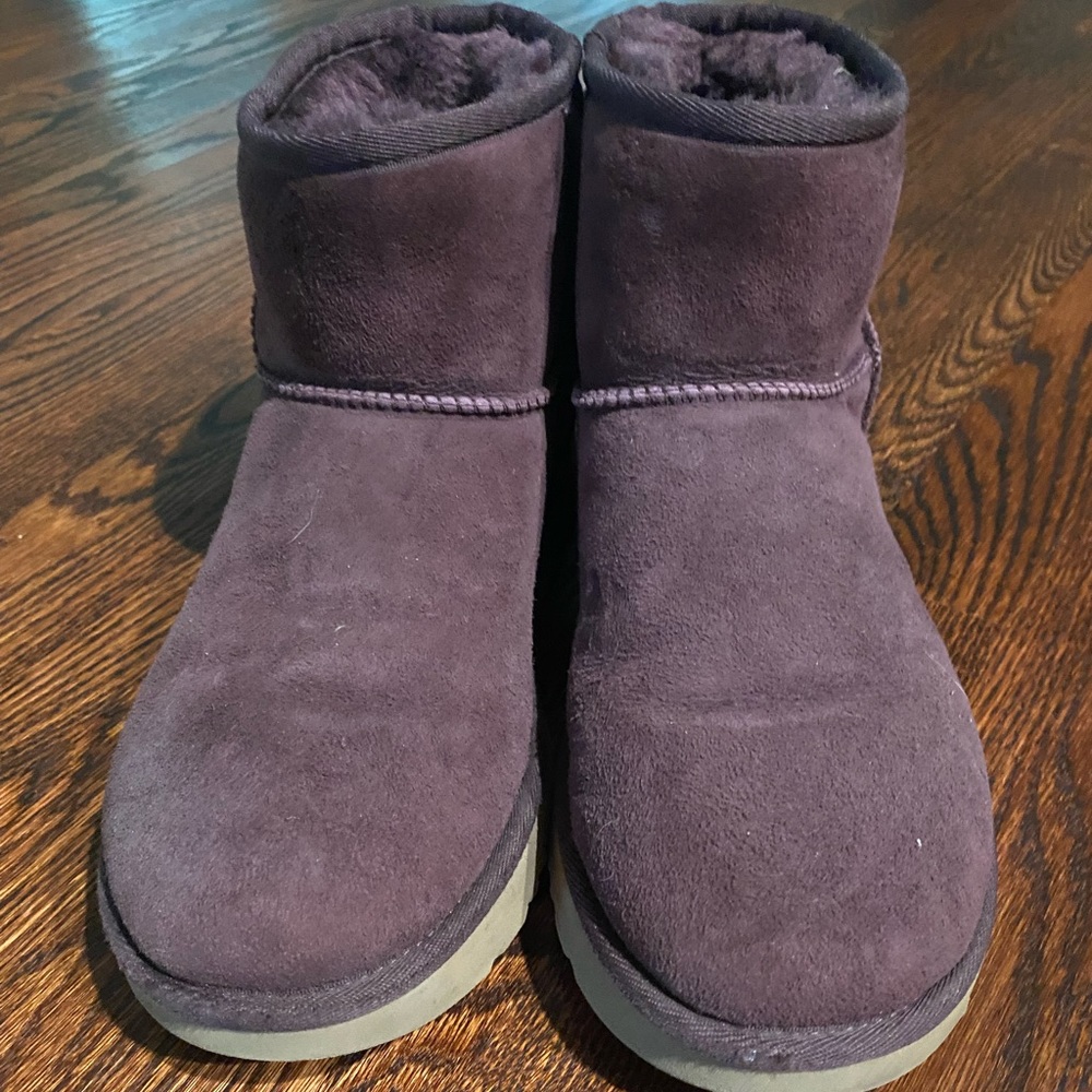 Ugg Women’s Classic Mini II- Purple